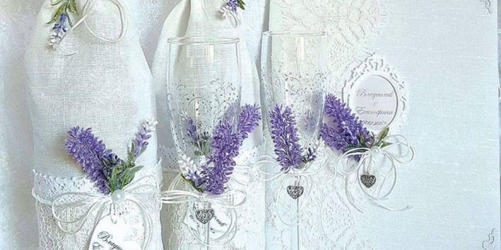 Украшенное свадебное шампанское